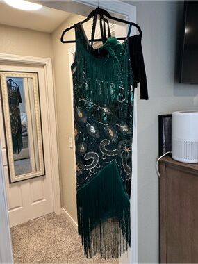 Emerald One-Shoulder Sequin Fringe Evening Dress